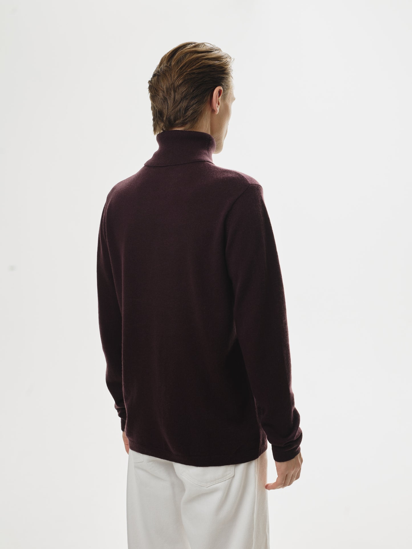 Essentials Rollkragen Bordeaux