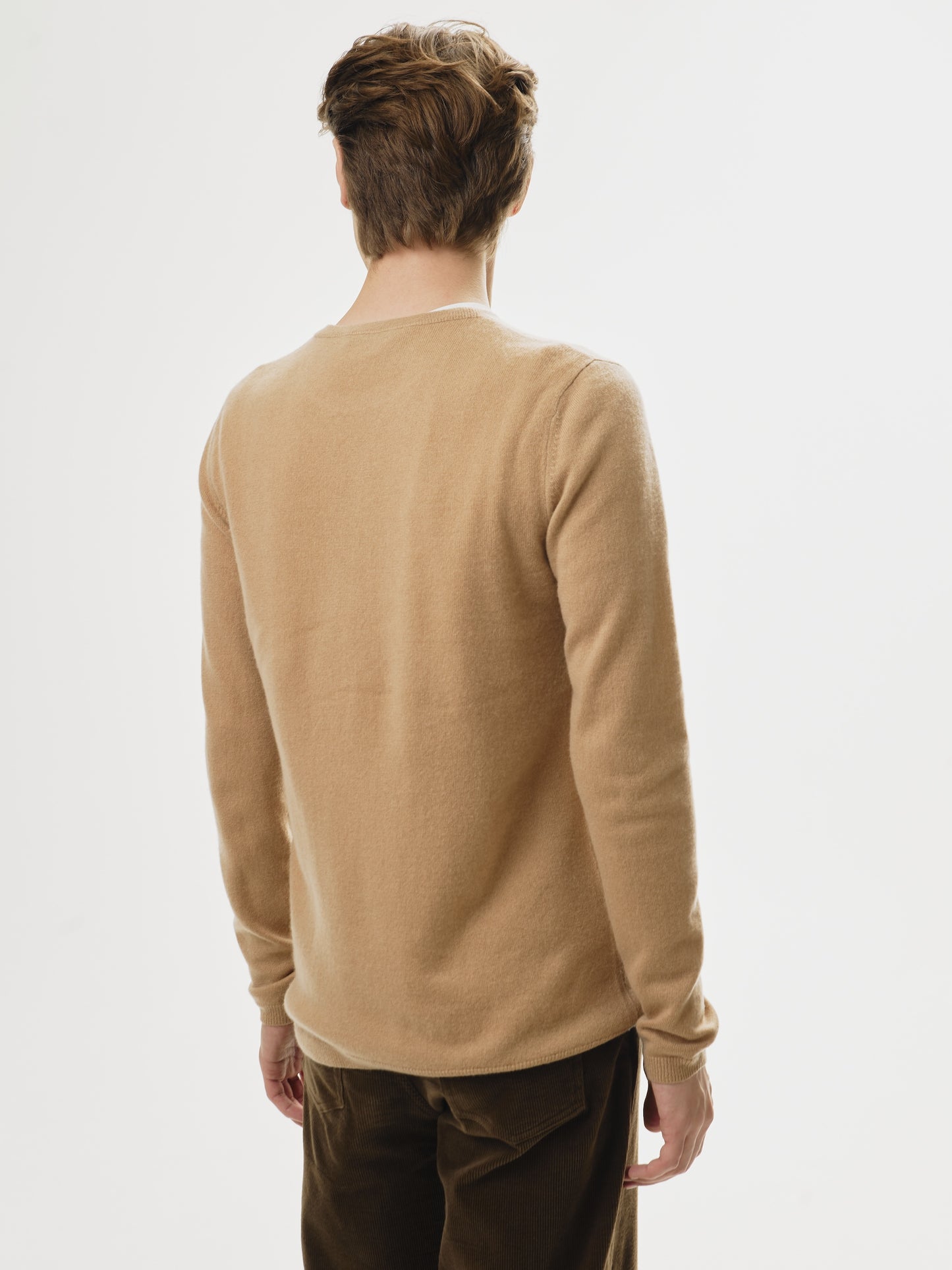 Essentials Rundhals Sand