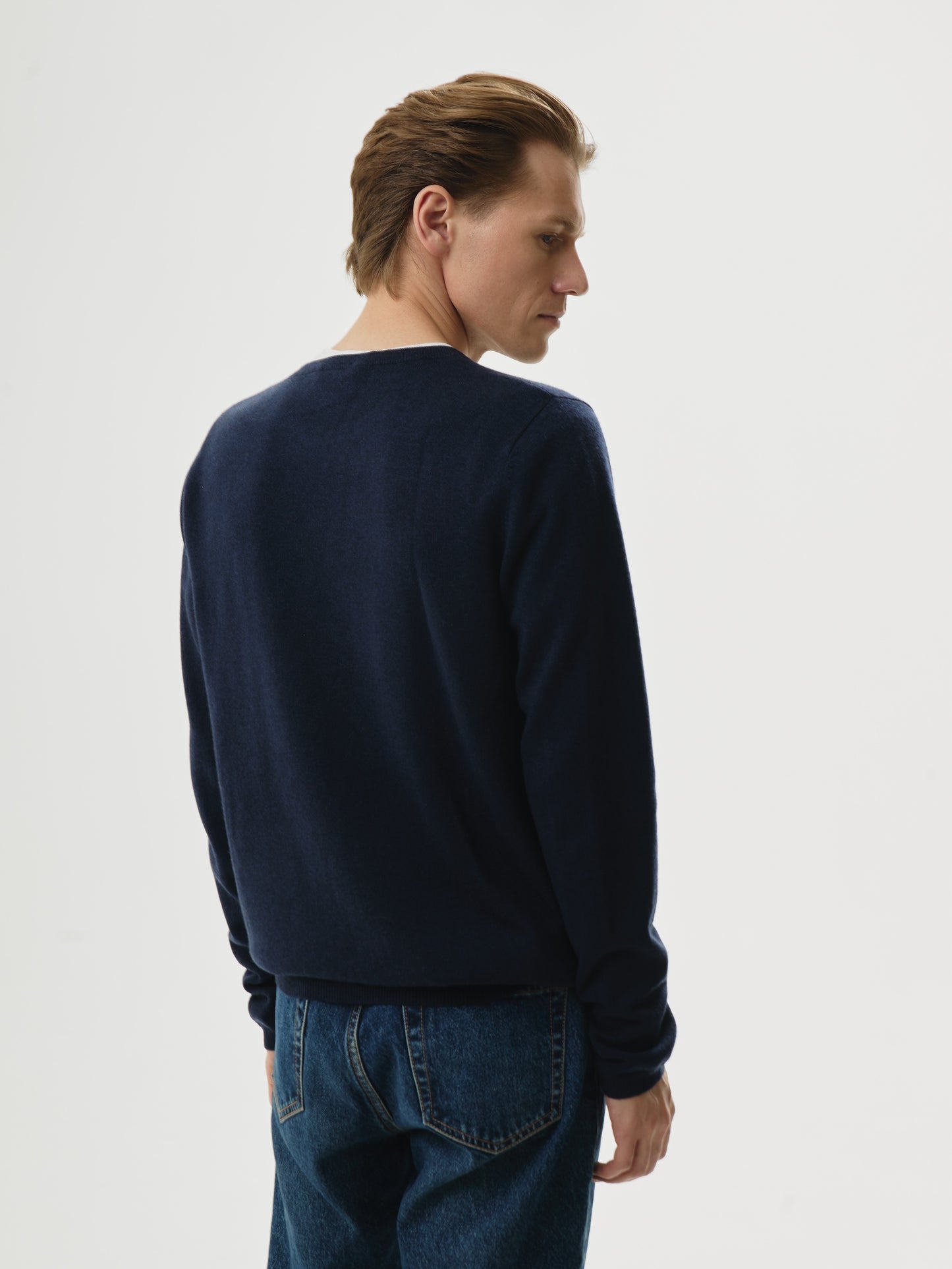 Essentials Rundhals Marineblau