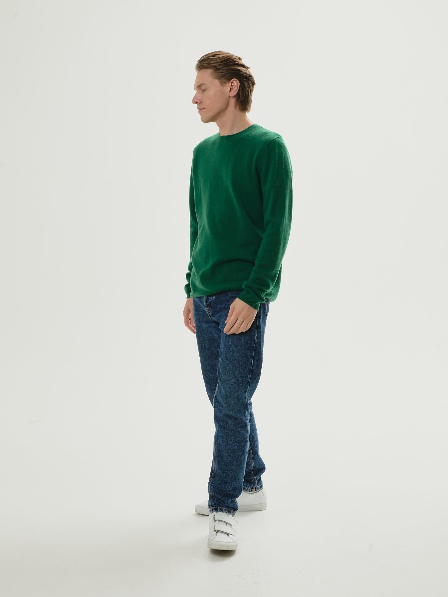 Essentials Rundhals Smaragdgrün