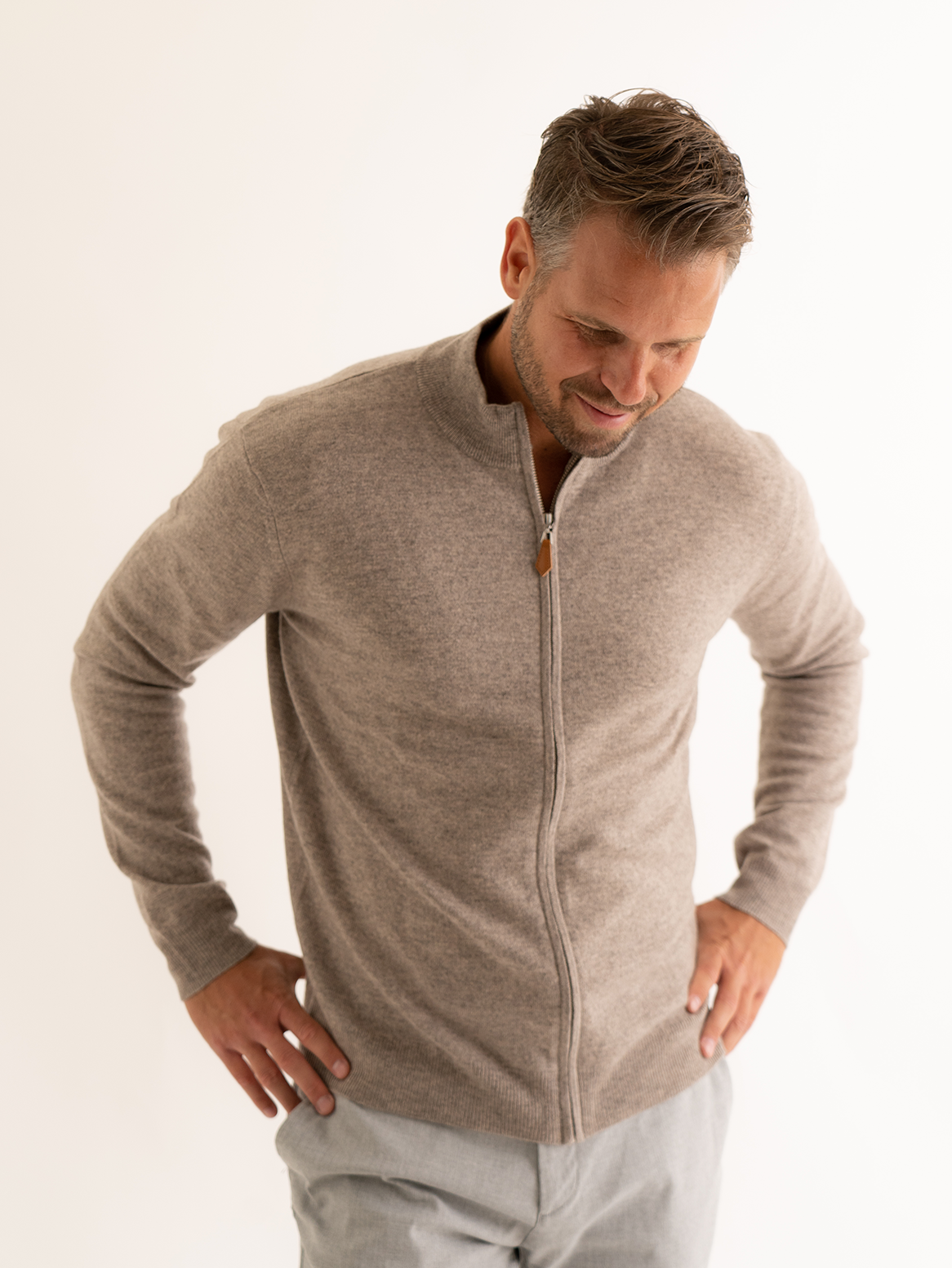 Stehkragenjacke klassisch - taupe