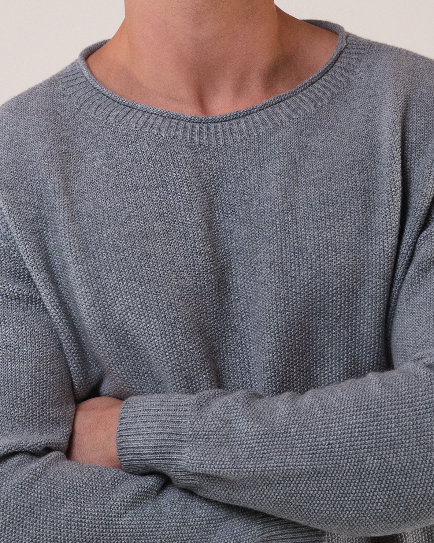 Oversized Rundhals Grau