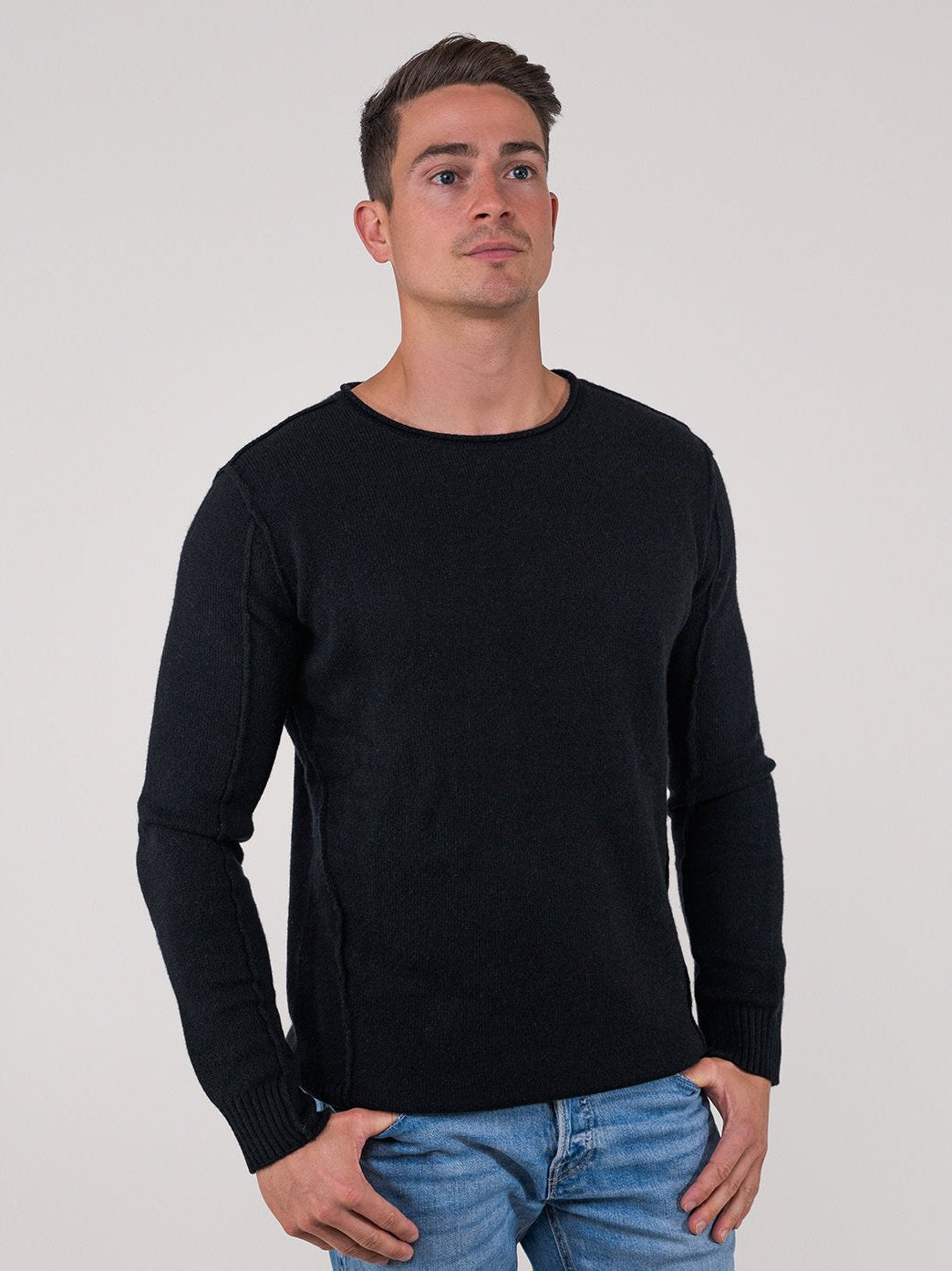 High End Roundneck - black
