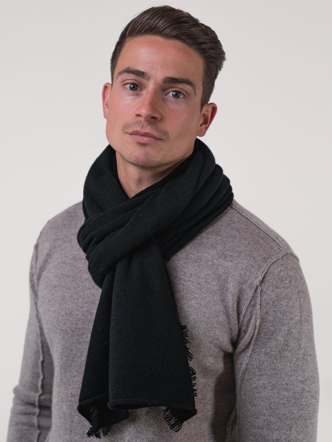 Premium Cashmere Schal black oversized (60 cm x 190 cm)