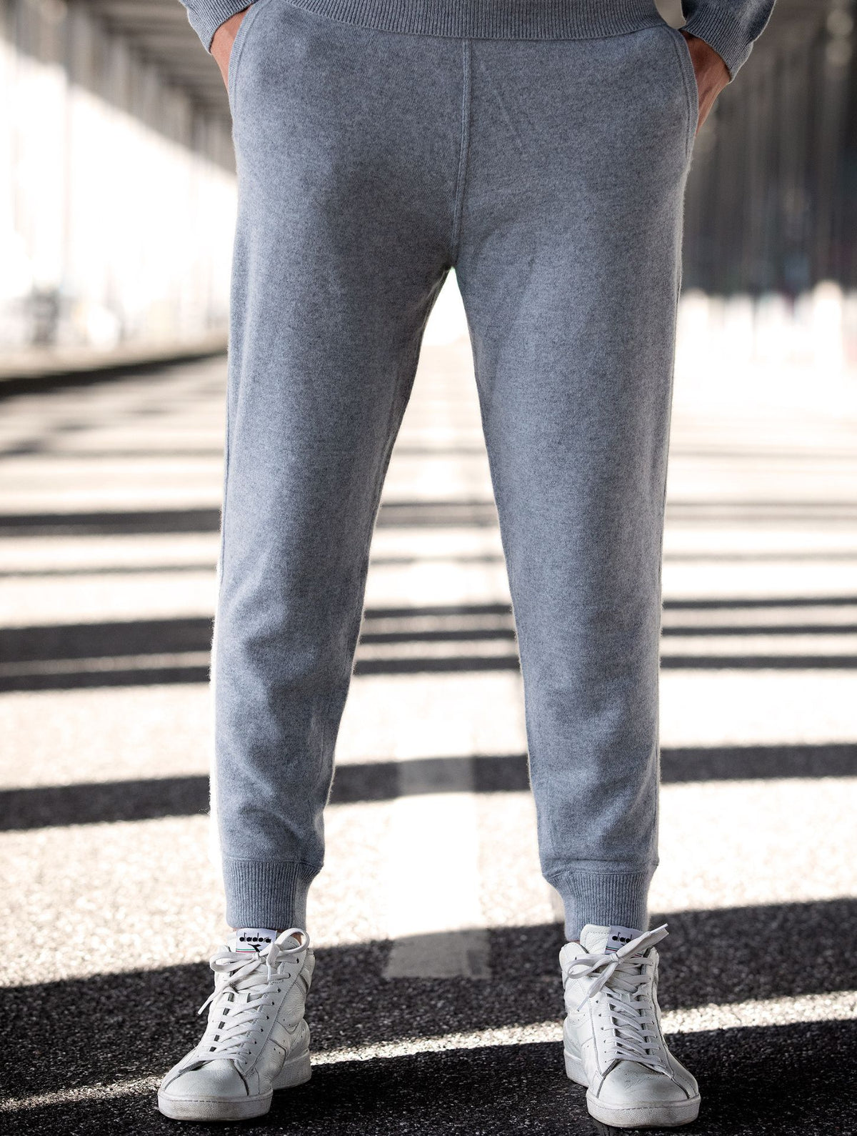 Set: Athletic Hoodie & Hose Grau