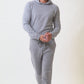 Set: Körperbetonter Kapuzenpulli & Hose